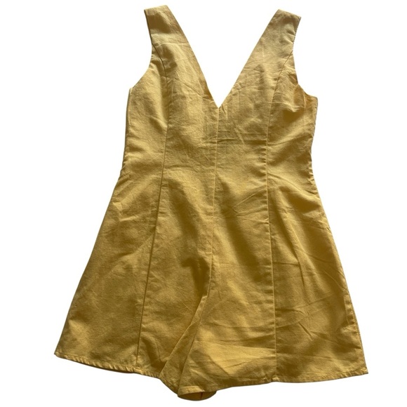 NWT Brand:Superdown Yellow Button-Front Romper Size:M - Picture 3 of 6